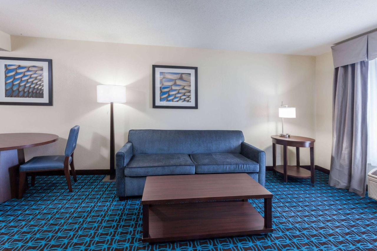 Wingate By Wyndham Chicago Schaumburg Otel Dış mekan fotoğraf